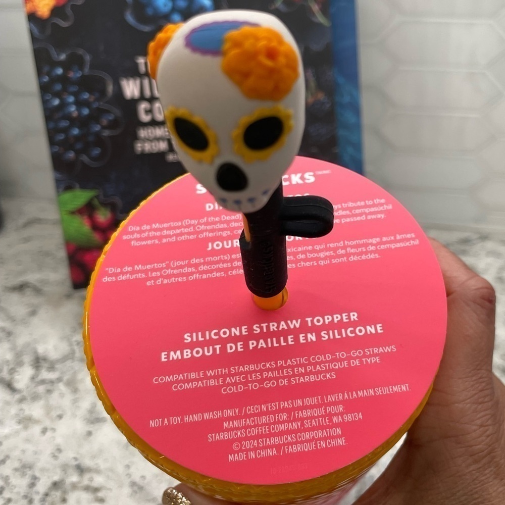 StarbucksDay of the Dead Skull Topper Sorbet Jeweled Gradient Cup. 2024. NWT - Picture 4 of 7